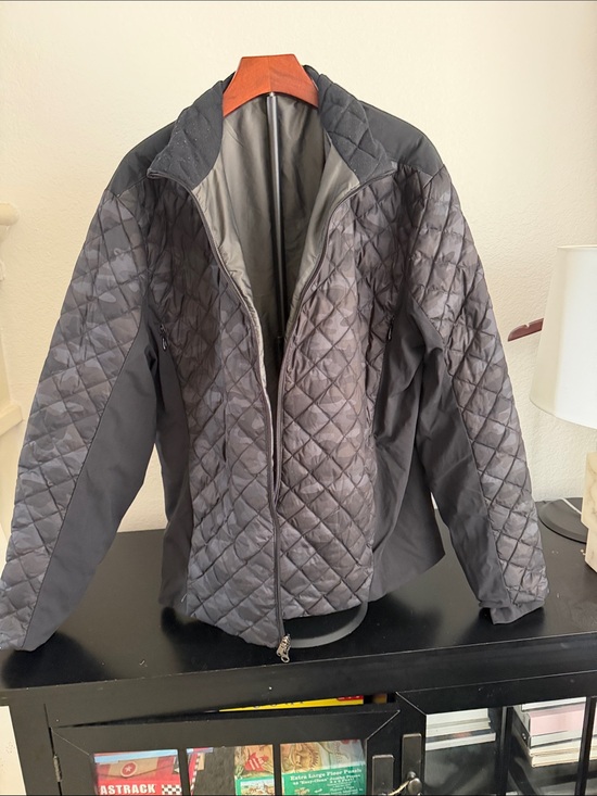 lululemon athletica Other - lululemon athletica Quilted Performance Jacket in black camouflage quilted